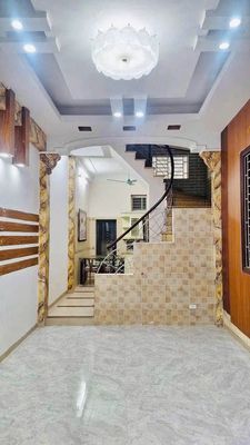 Nhà riêng tại Long Biên, Hà Nội - ảnh 1