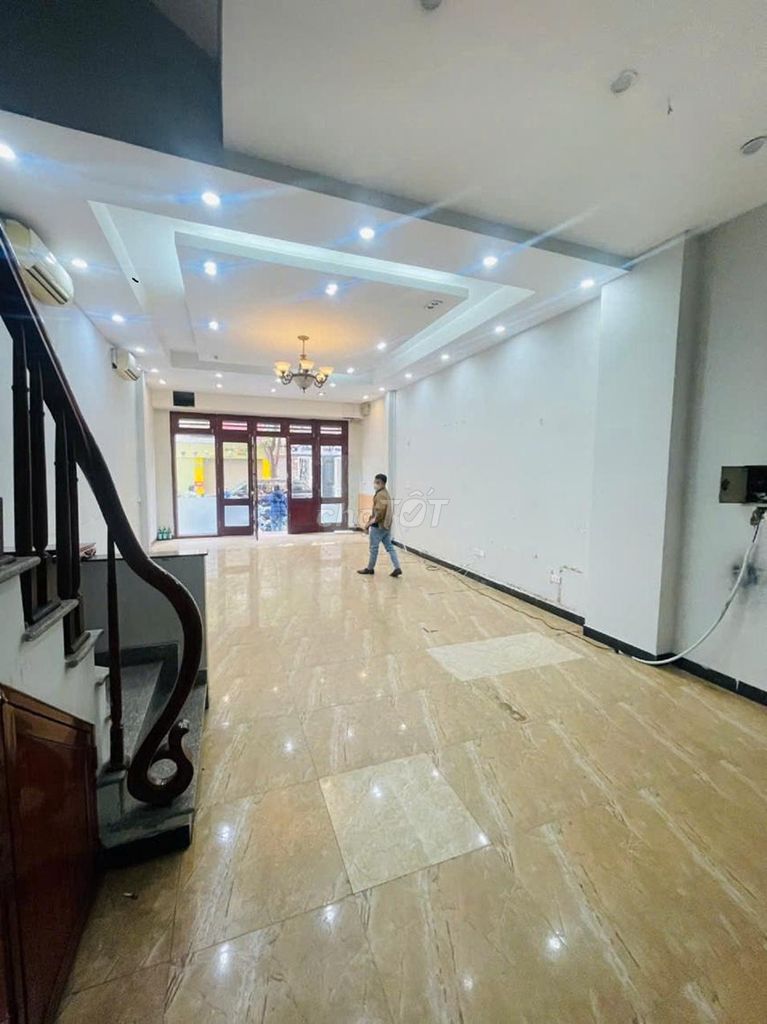 Nhà riêng tại Cầu Giấy, Hà Nội - ảnh 1