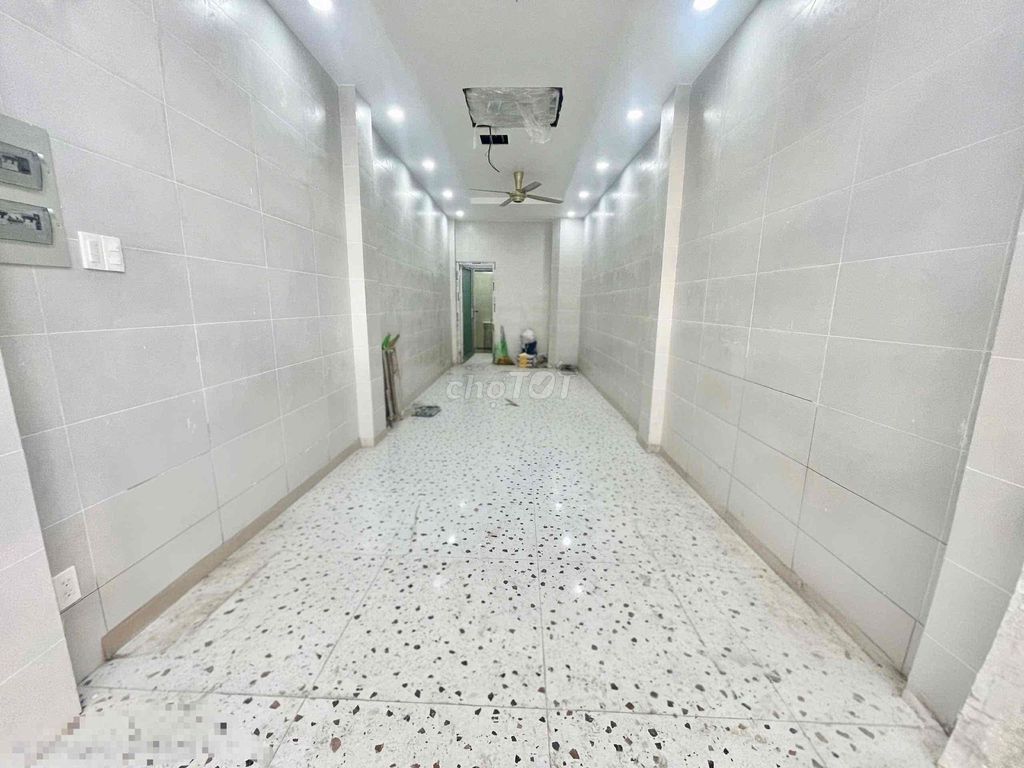 Nhà riêng tại 8, TP. Hồ Chí Minh - ảnh 1
