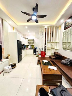 Nhà riêng tại Ba Đình, Hà Nội - ảnh 1