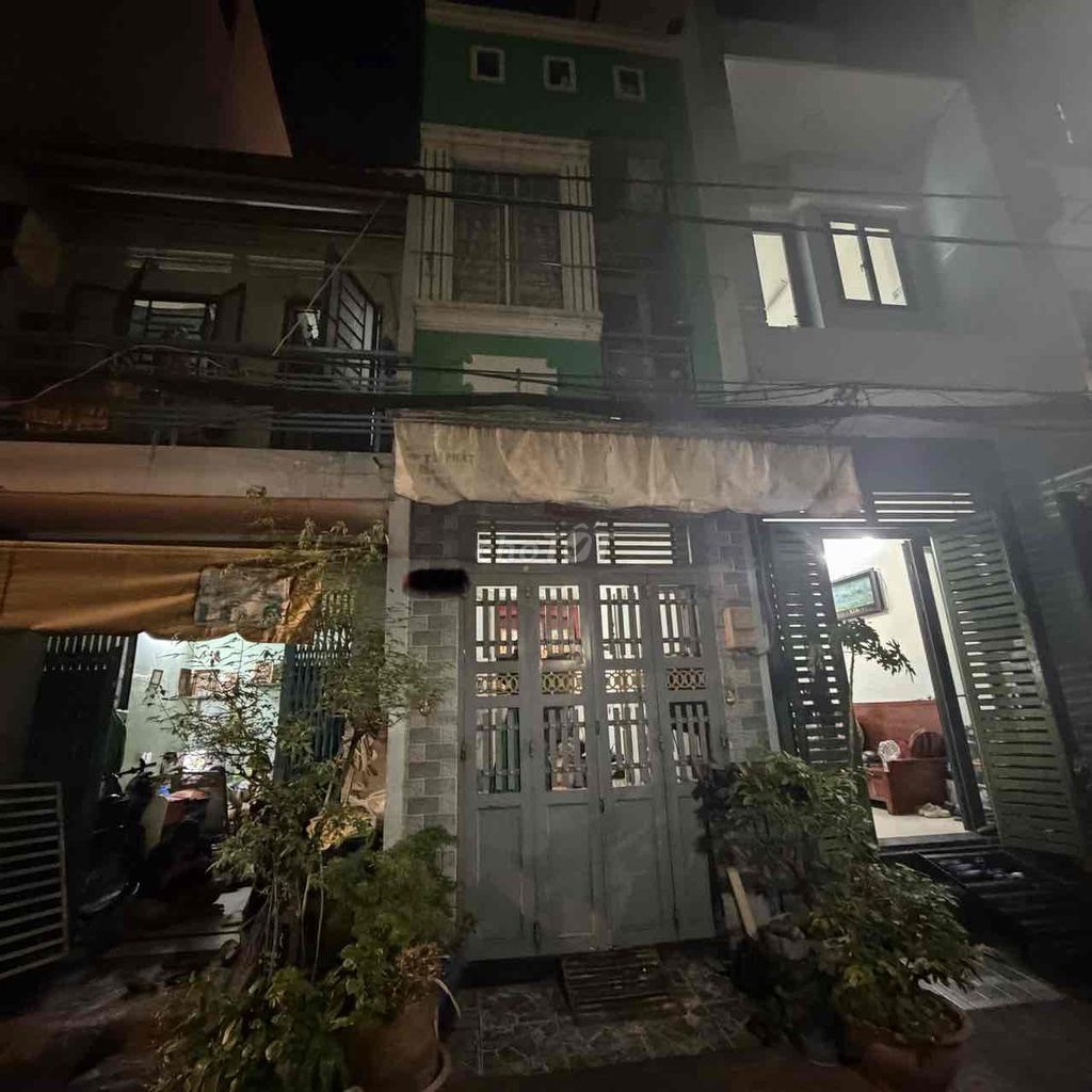 Nhà riêng tại 6, TP. Hồ Chí Minh - ảnh 1