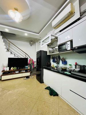 Nhà riêng tại Ba Đình, Hà Nội - ảnh 1