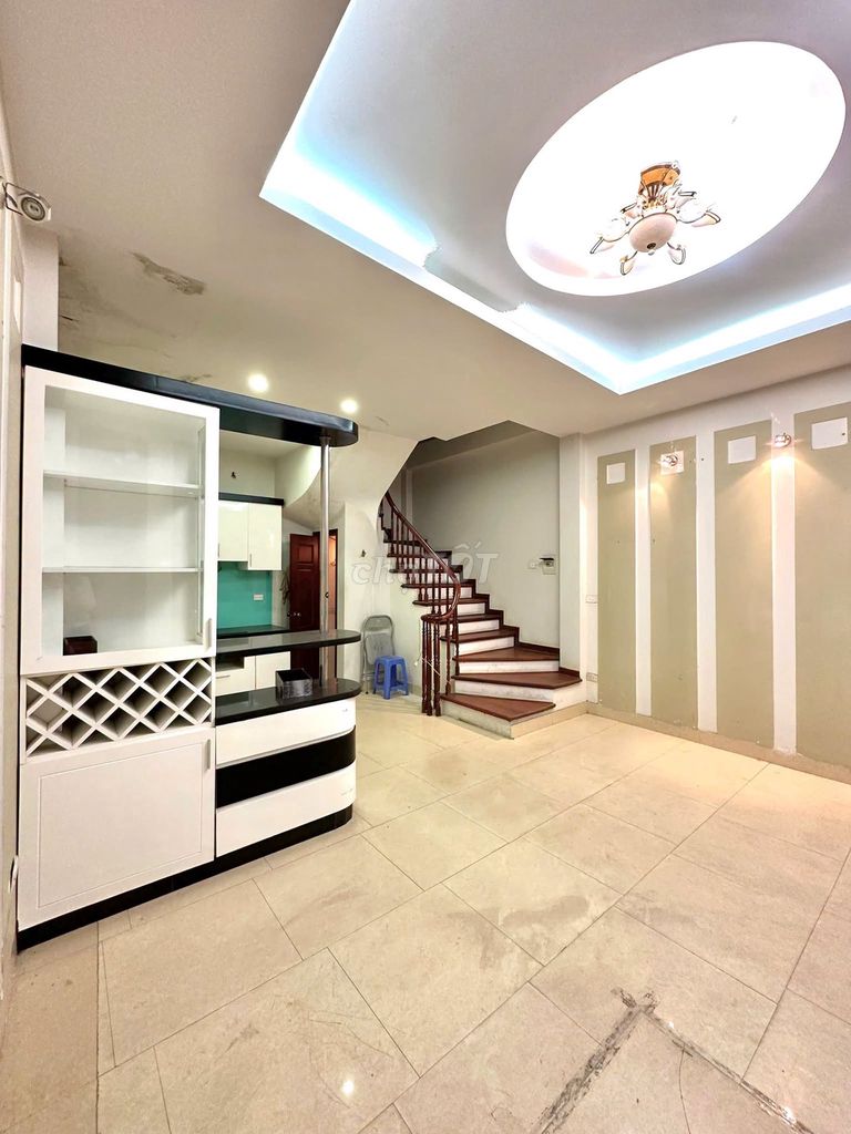 Nhà riêng tại Ba Đình, Hà Nội - ảnh 1