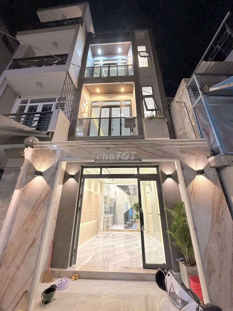 Nhà riêng tại 4, TP. Hồ Chí Minh - ảnh 1