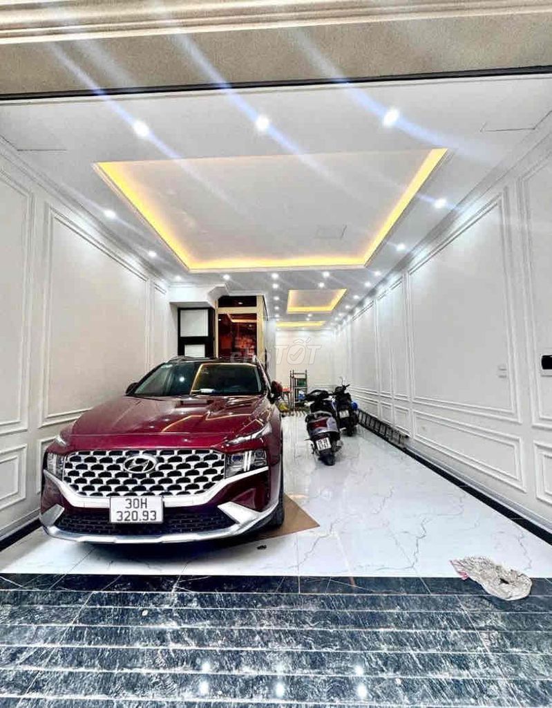 Nhà riêng tại Tây Hồ, Hà Nội - ảnh 1