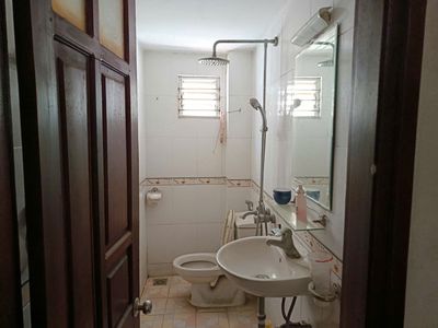 Nhà riêng tại Tây Hồ, Hà Nội - ảnh 1