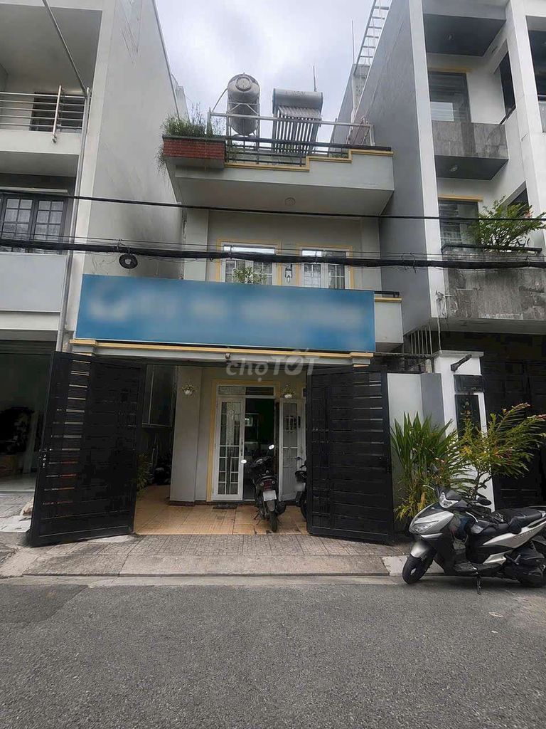 Nhà riêng tại 7, TP. Hồ Chí Minh - ảnh 1