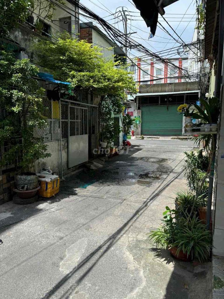 Nhà riêng tại Tân Phú, TP. Hồ Chí Minh - ảnh 1