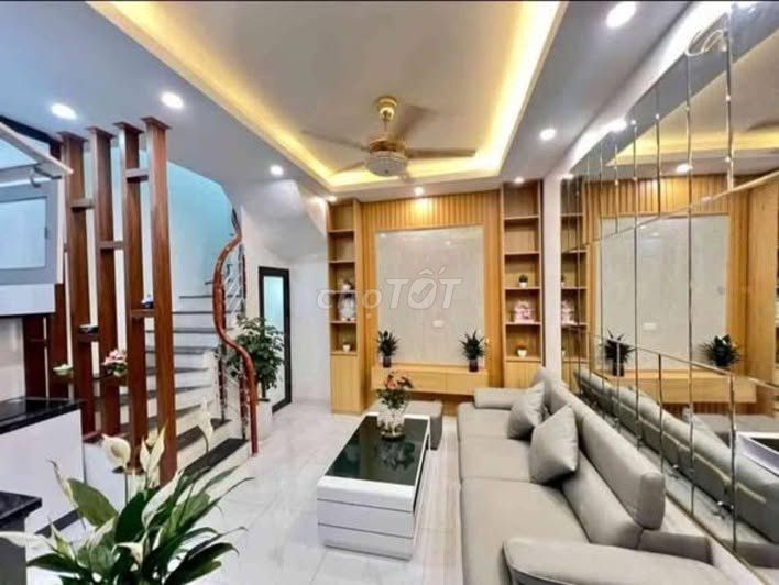 Nhà riêng tại Đống Đa, Hà Nội - ảnh 1