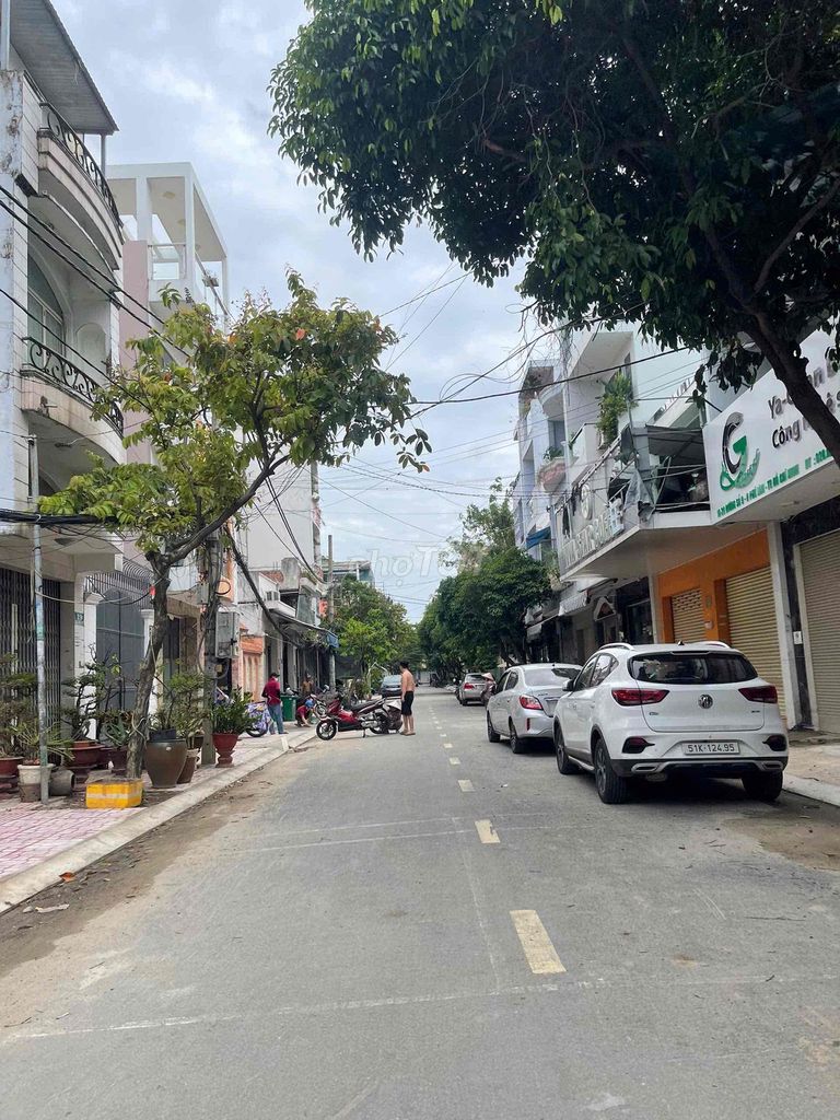 Nhà riêng tại 6, TP. Hồ Chí Minh - ảnh 1