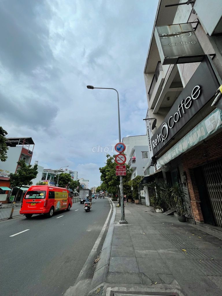 Nhà riêng tại Tân Phú, TP. Hồ Chí Minh - ảnh 1