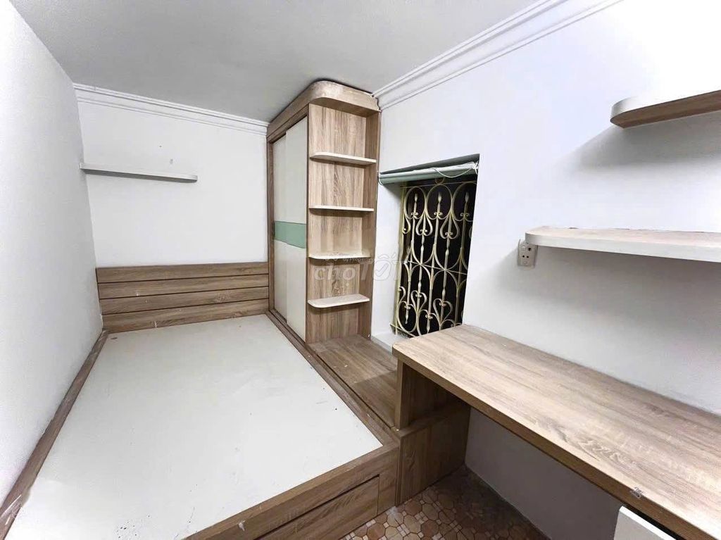 Nhà riêng tại Cầu Giấy, Hà Nội - ảnh 1