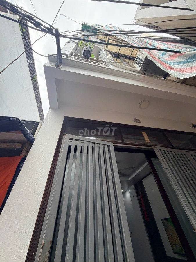 Nhà riêng tại Long Biên, Hà Nội - ảnh 1