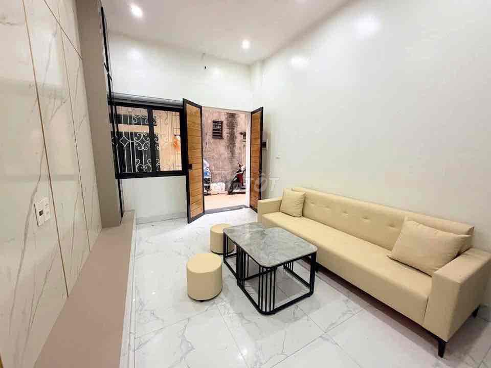 Nhà riêng tại Long Biên, Hà Nội - ảnh 1
