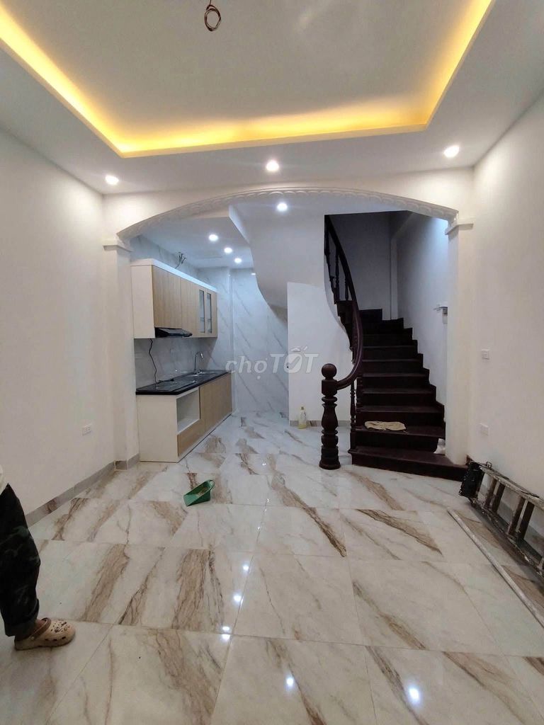 Nhà riêng tại Cầu Giấy, Hà Nội - ảnh 1