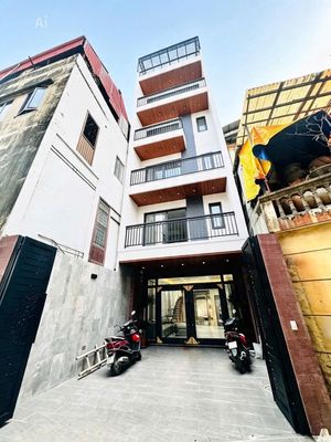 Nhà riêng tại Long Biên, Hà Nội - ảnh 1