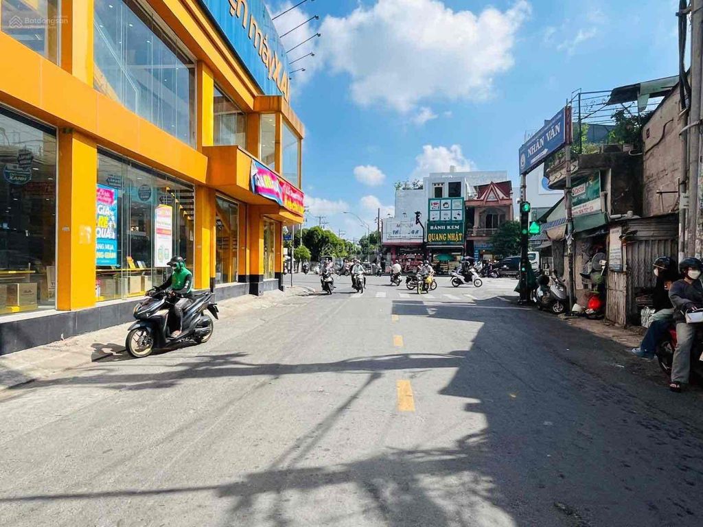 Nhà riêng tại Tân Phú, TP. Hồ Chí Minh - ảnh 1