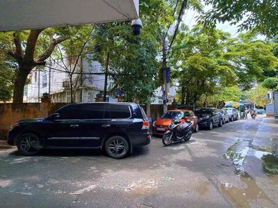 Nhà riêng tại Cầu Giấy, Hà Nội - ảnh 1