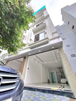 Nhà riêng tại Long Biên, Hà Nội - ảnh 1