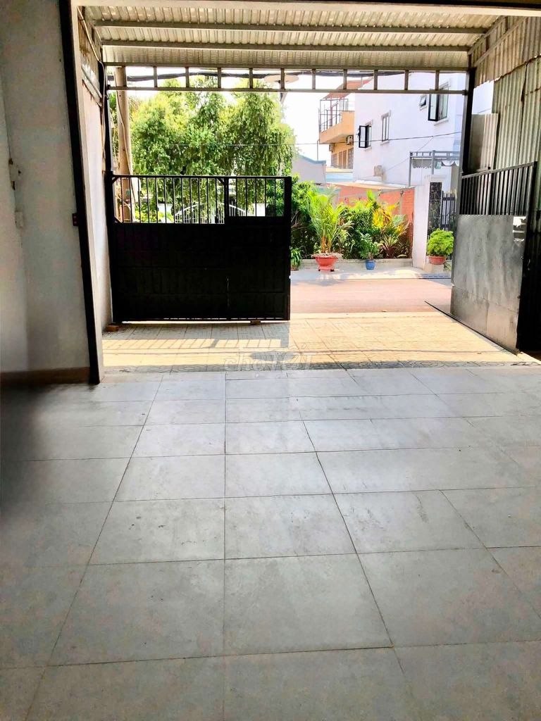 Nhà riêng tại Hóc Môn, TP. Hồ Chí Minh - ảnh 1