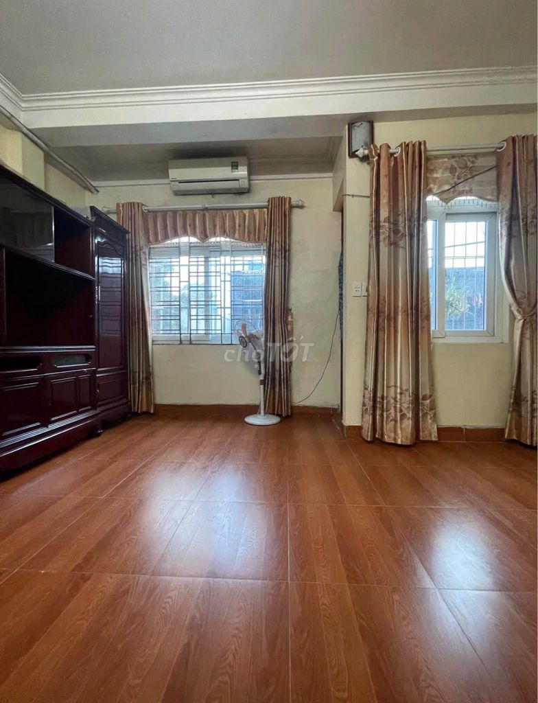 Nhà riêng tại Cầu Giấy, Hà Nội - ảnh 1