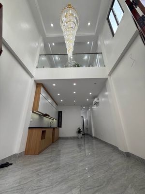 Nhà riêng tại Long Biên, Hà Nội - ảnh 1