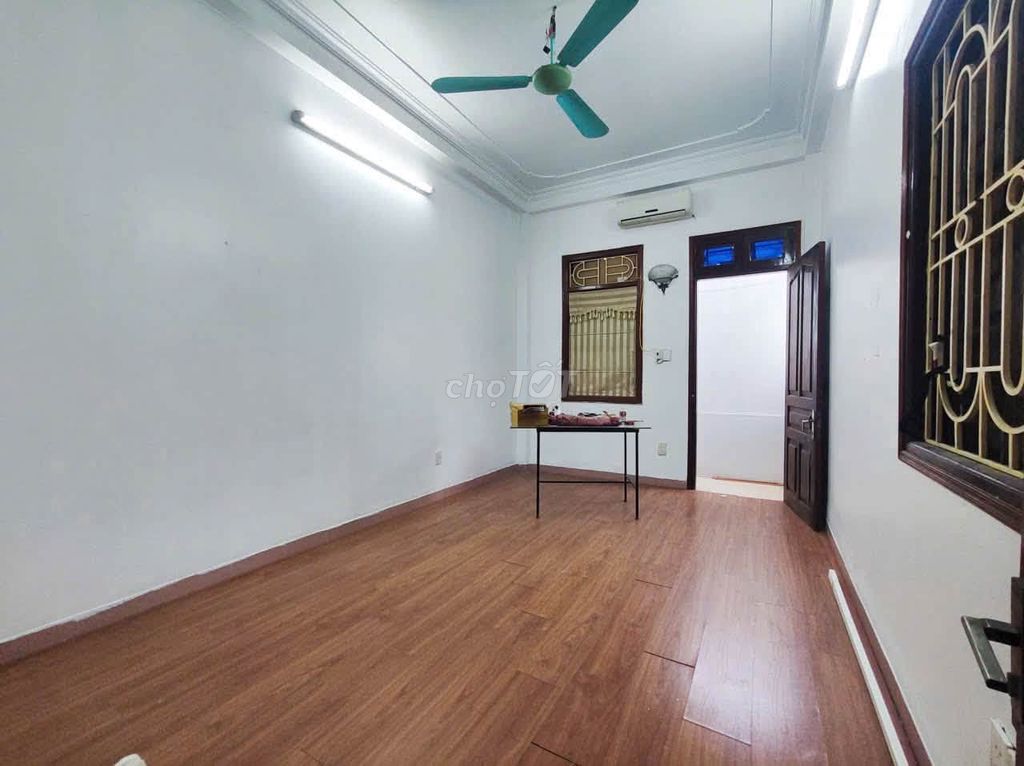 Nhà riêng tại Ba Đình, Hà Nội - ảnh 1