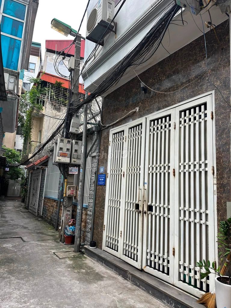 Nhà riêng tại Long Biên, Hà Nội - ảnh 1