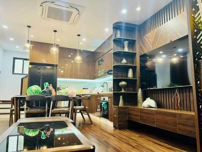Nhà riêng tại Long Biên, Hà Nội - ảnh 1