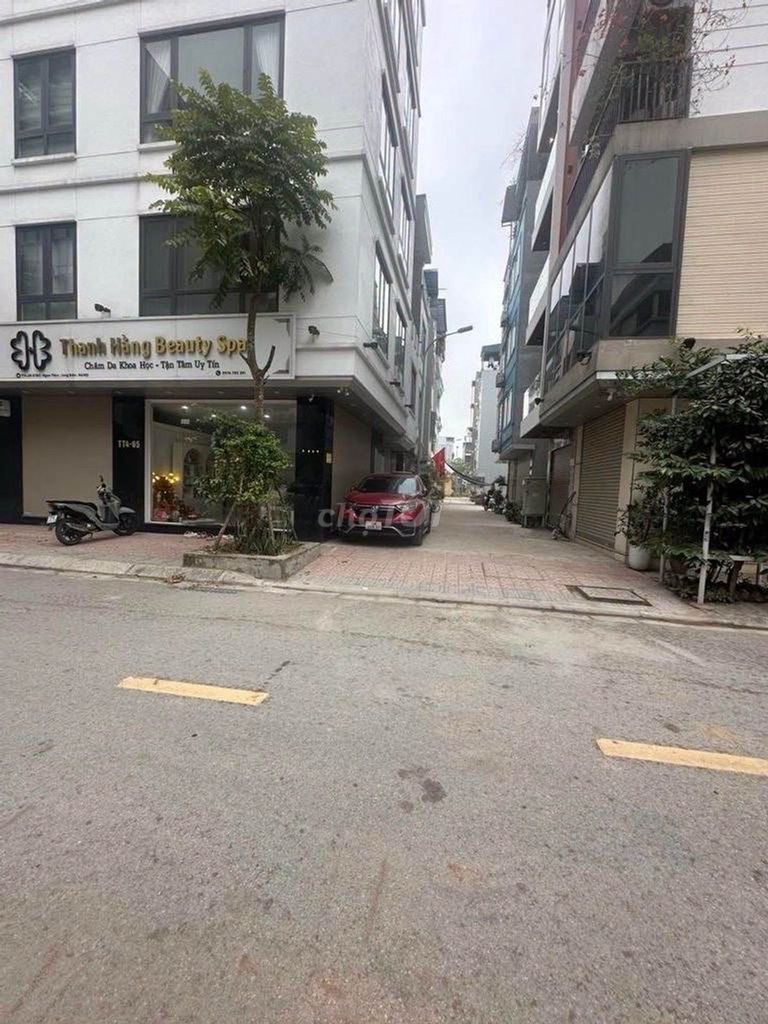 Nhà riêng tại Long Biên, Hà Nội - ảnh 1