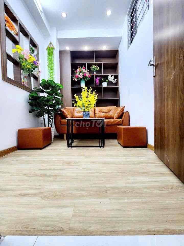 Căn hộ / chung cư tại Cầu Giấy, Hà Nội - ảnh 1