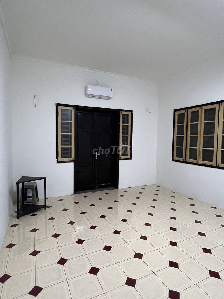 Nhà riêng tại Tây Hồ, Hà Nội - ảnh 1
