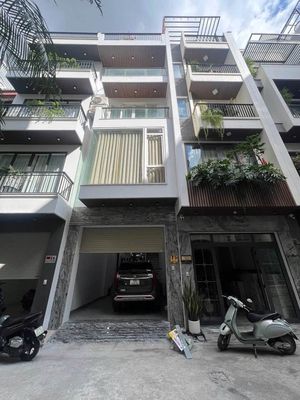 Nhà riêng tại Long Biên, Hà Nội - ảnh 1