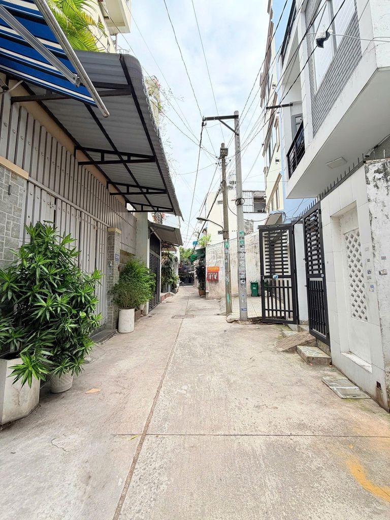 Nhà riêng tại Tân Phú, TP. Hồ Chí Minh - ảnh 1