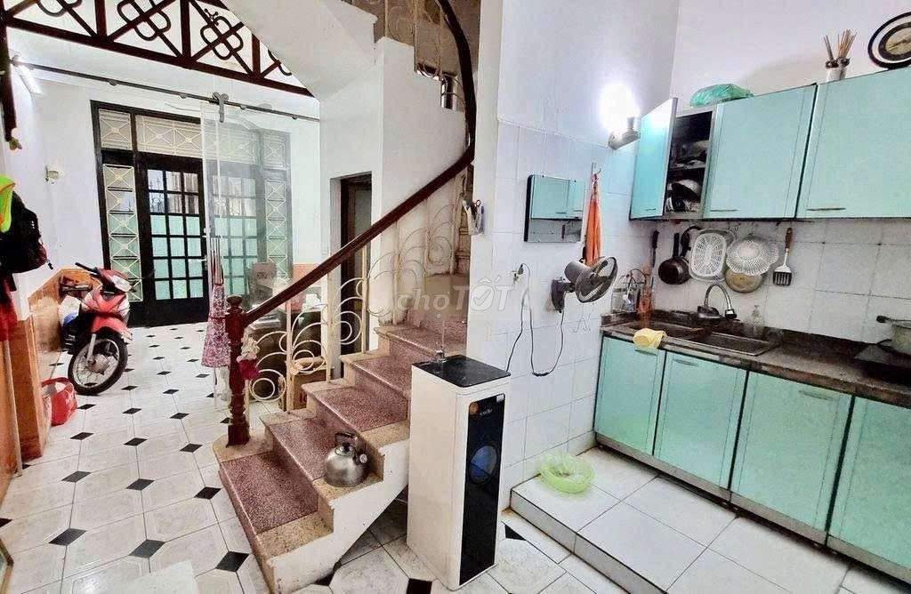 Nhà riêng tại Đống Đa, Hà Nội - ảnh 1