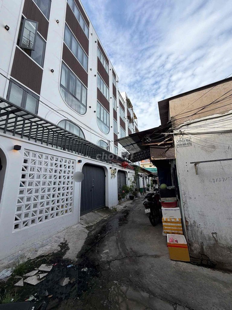 Nhà riêng tại Tân Phú, TP. Hồ Chí Minh - ảnh 1
