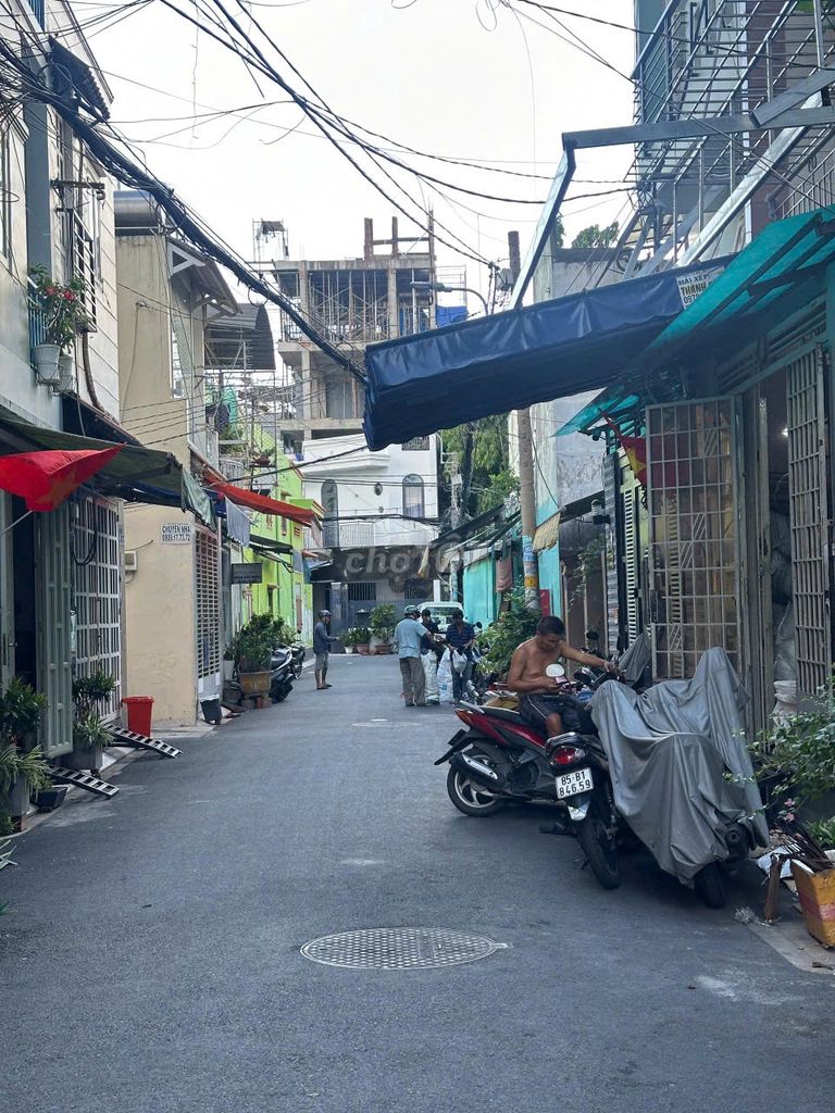 Nhà riêng tại Tân Phú, TP. Hồ Chí Minh - ảnh 1