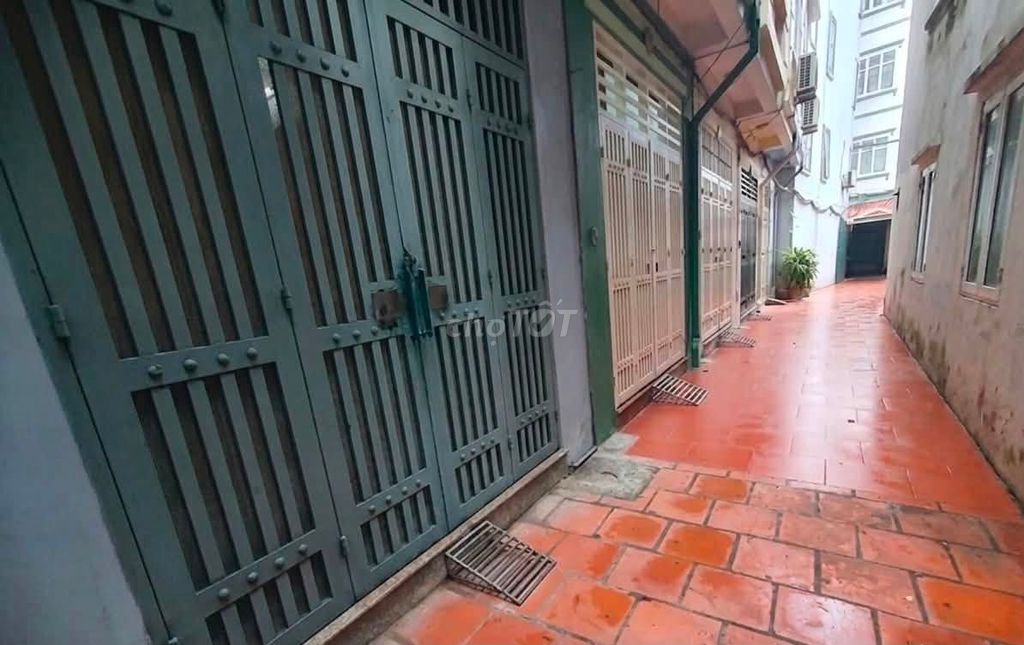 Nhà riêng tại Long Biên, Hà Nội - ảnh 1
