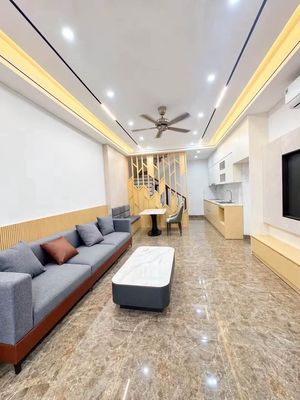 Nhà riêng tại Long Biên, Hà Nội - ảnh 1