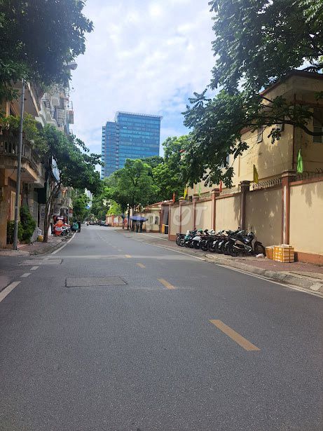 Nhà riêng tại Cầu Giấy, Hà Nội - ảnh 1