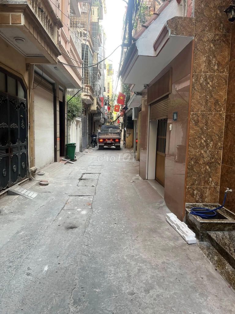 Nhà riêng tại Hoàng Mai, Hà Nội - ảnh 1