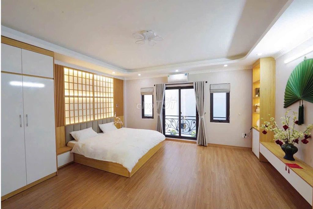 Nhà riêng tại Long Biên, Hà Nội - ảnh 1