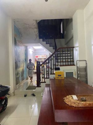 Nhà riêng tại Long Biên, Hà Nội - ảnh 1