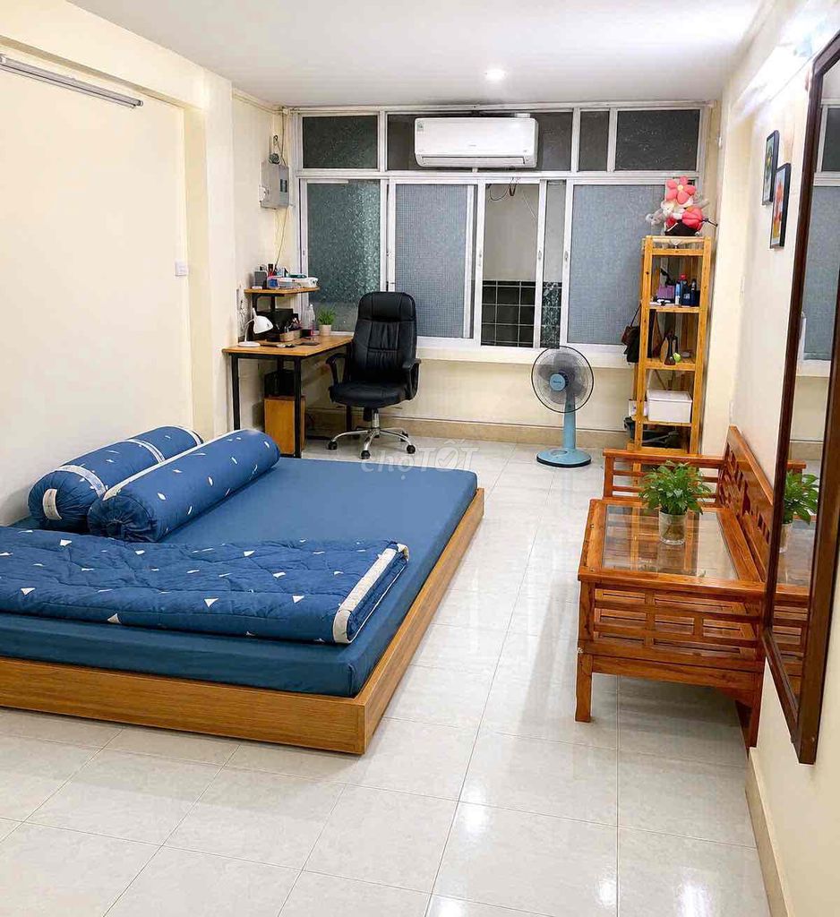 Nhà riêng tại Cầu Giấy, Hà Nội - ảnh 1