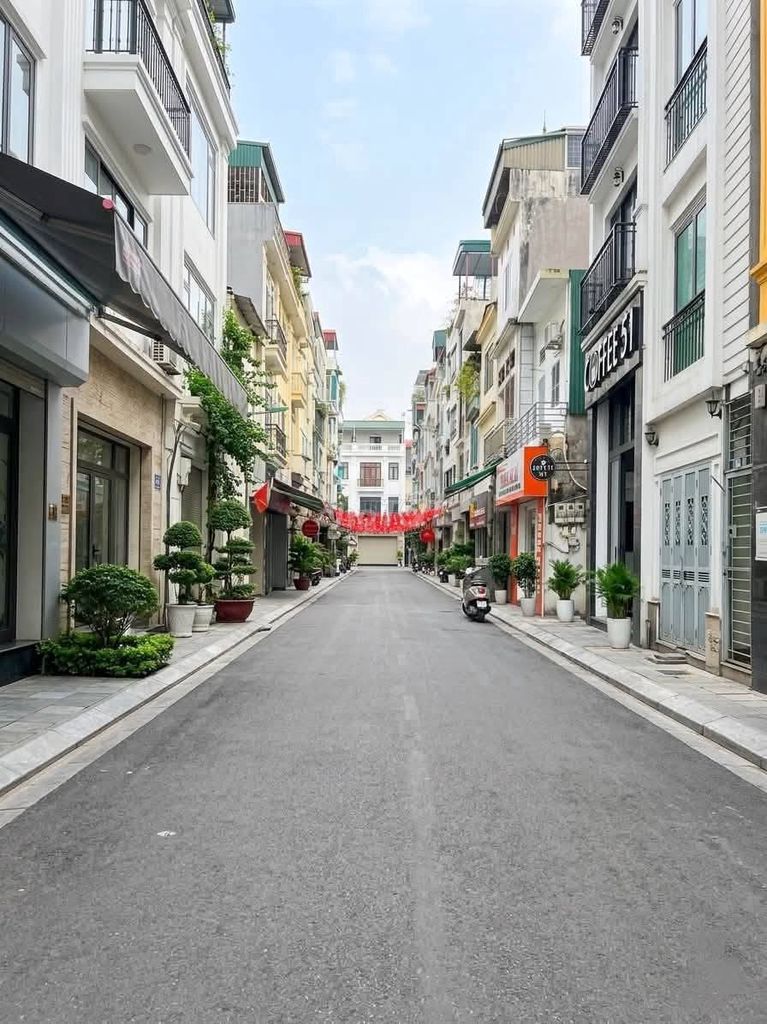 Nhà riêng tại Hai Bà Trưng, Hà Nội - ảnh 1