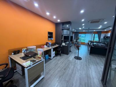 Nhà riêng tại Long Biên, Hà Nội - ảnh 1