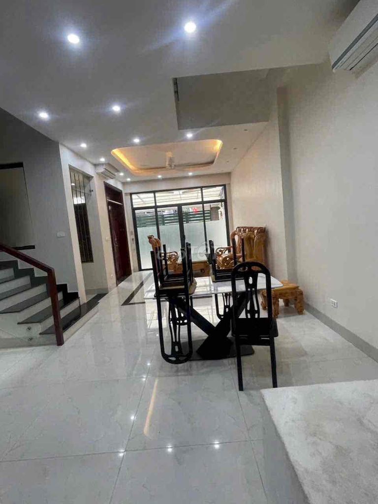 Nhà riêng tại Tây Hồ, Hà Nội - ảnh 1