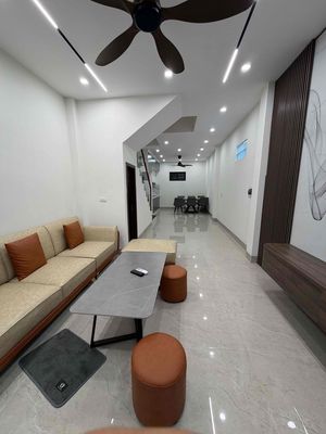 Nhà riêng tại Long Biên, Hà Nội - ảnh 1