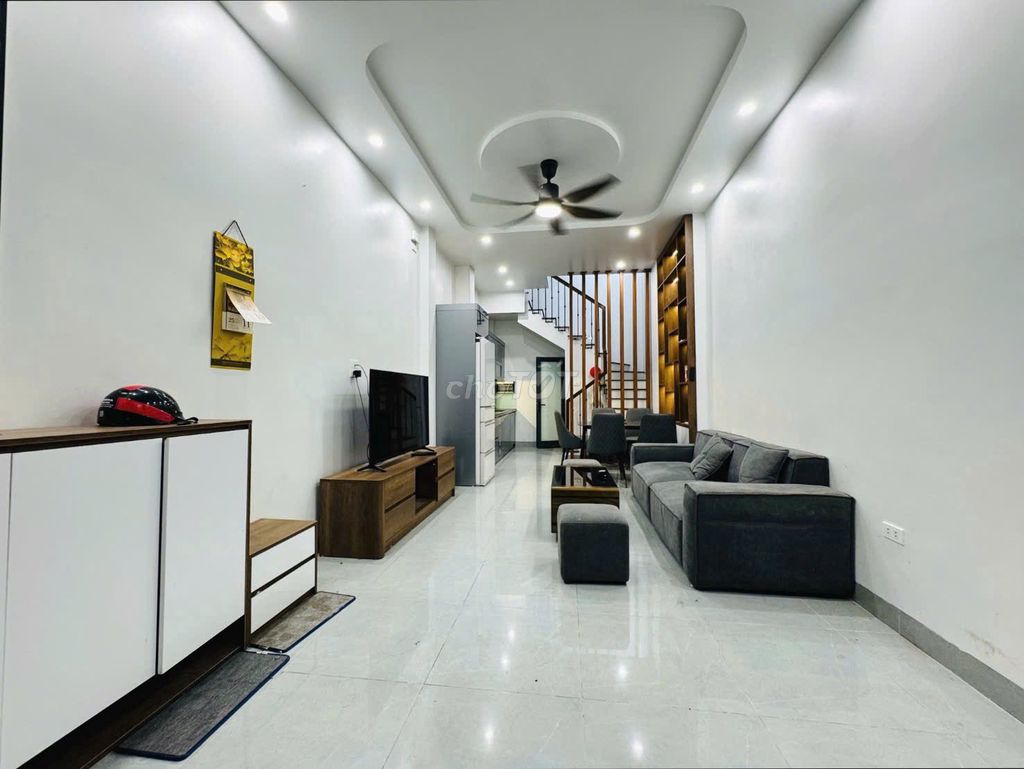 Nhà riêng tại Cầu Giấy, Hà Nội - ảnh 1