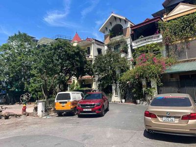 Nhà riêng tại Long Biên, Hà Nội - ảnh 1